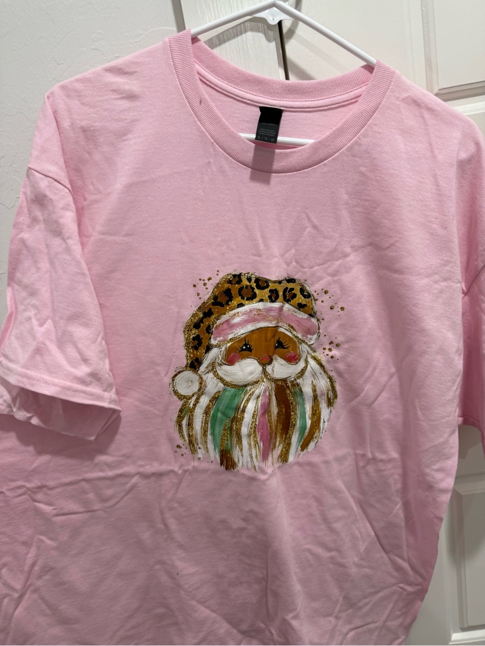 Gildan Pink Tee with Leopard Santa Graphic NEW!